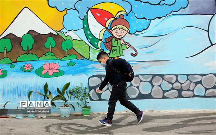 هیچ دانش‌آموزی به دلیل مشکلات مالی از خدمات مشاوره‌ای باز نمی‌ماند