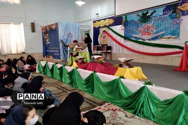 برگزاری جشن هفته قرآن و عترت در دبیرستان شاهد فیض ناحیه 3 شیراز