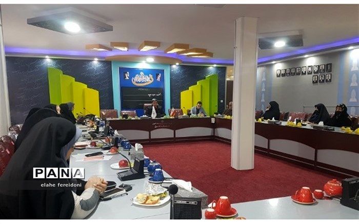 مدرسین آموزش خانواده در راهنمایی و آگاهی‌بخشی والدین نقشی کلیدی دارند