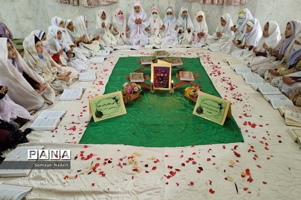 برگزاری چهلم شهدای حرم شاهچراغ (ع) در مدارس ششده