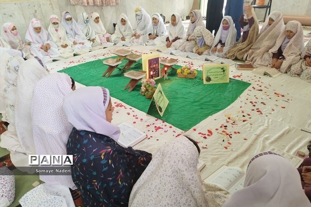 برگزاری چهلم شهدای حرم شاهچراغ (ع) در مدارس ششده