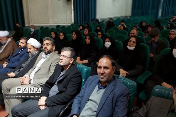 تقدیر از دانشجویان کارآفرین دانشگاه پیام نور شهرستان قرچک