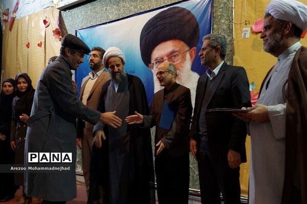 تقدیر از دانشجویان کارآفرین دانشگاه پیام نور شهرستان قرچک