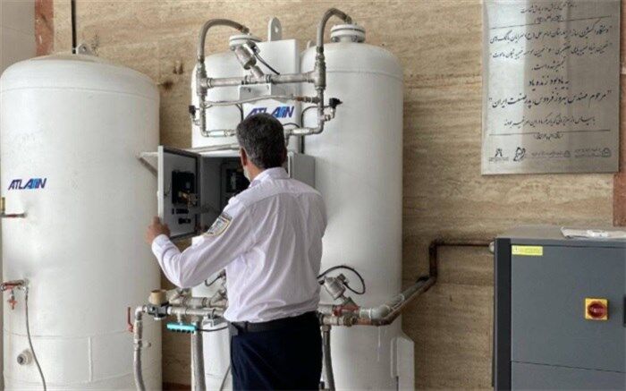 اهدای دستگاه اکسیژن‌ساز به بیمارستان امام علی سرایان