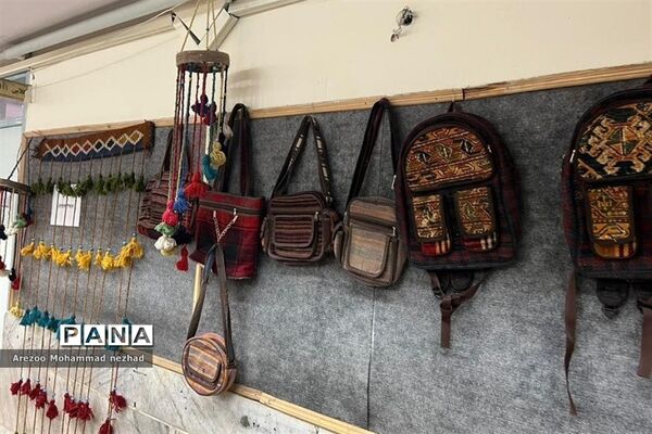 برپایی نمایشگاه صنایع‌دستی توسط دانشجویان کارآفرین شهرستان قرچک