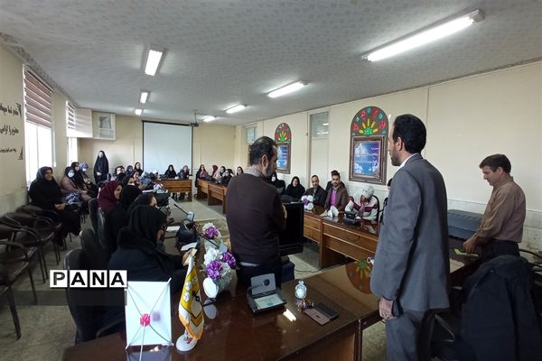 برگزاری دوره آشنایی با کمک‌های اولیه برای فرهنگیان