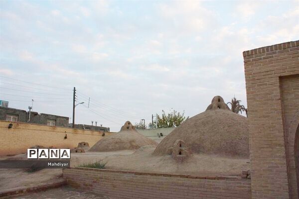 بازدید از حمام تاریخی روستای خاوه بخش جوادآباد