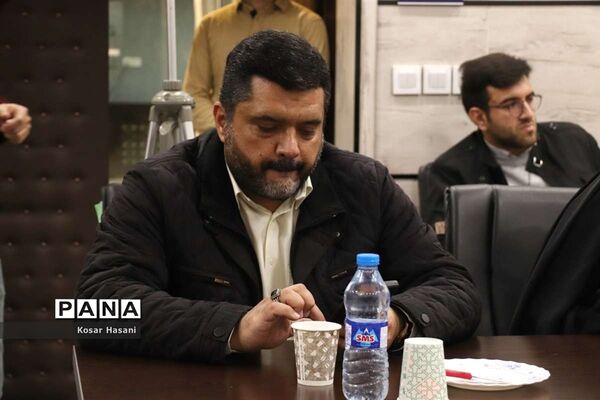 نشست خبری رئیس حوزه هنری انقلاب اسلامی آذربایجان شرقی