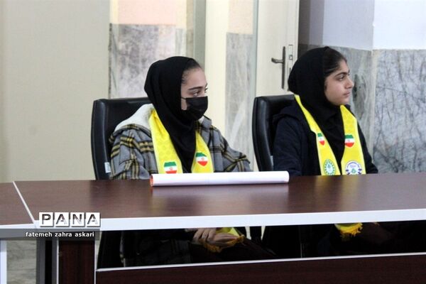 نشست مجلس دانش‌آموزی دختران شهرستان گلوگاه