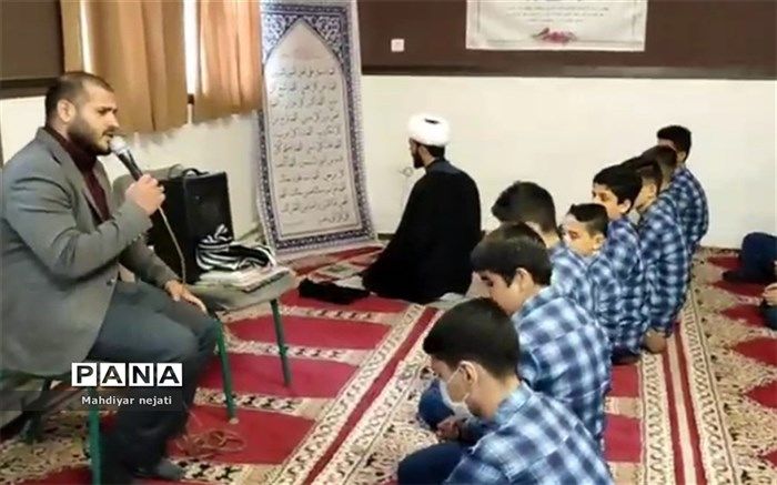 مدرسه را با اقدامات فرهنگی مناسب، به خاستگاه ارادت به ائمه تبدیل کنیم