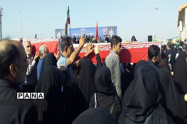 ورود پیکر مطهر یکصد و یازده  شهید تازه تفحص شده به ایران