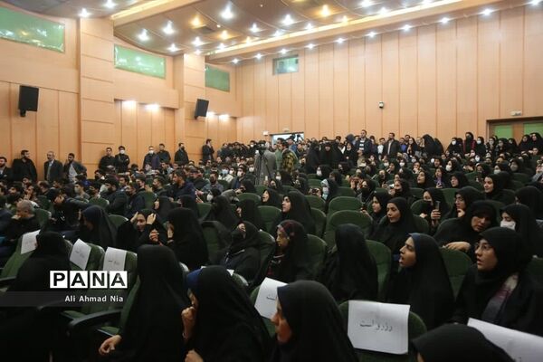 حضورمعاون رئیس‌جمهوری در جمع دانشجویان دانشگاه آزاد اسلامی قم