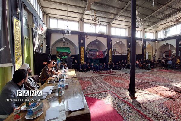 حضور کاروان خدمت شهرستان نایین در شهر انارک