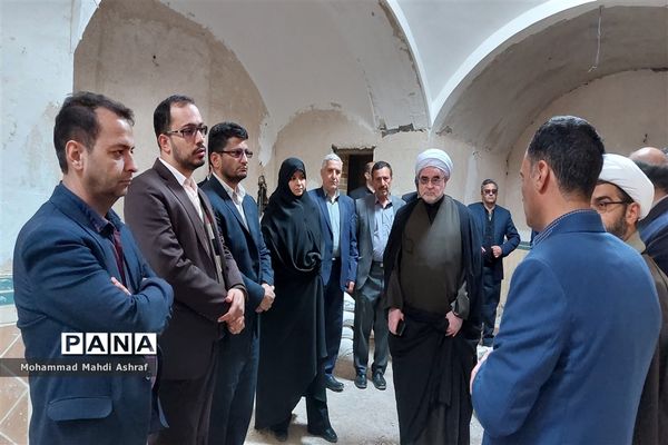 حضور کاروان خدمت نایین در منظم‌ترین روستای خشتی جهان