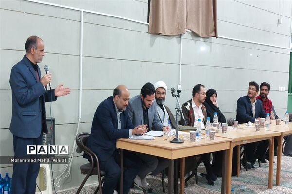 حضور کاروان خدمت نایین در منظم‌ترین روستای خشتی جهان
