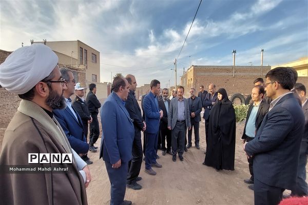 حضور کاروان خدمت نایین در منظم‌ترین روستای خشتی جهان