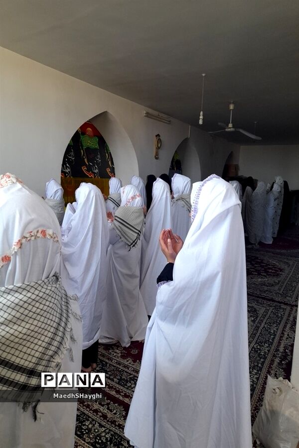 برپایی نماز با شکوه جمعه در شهرستان خلیل‌آباد