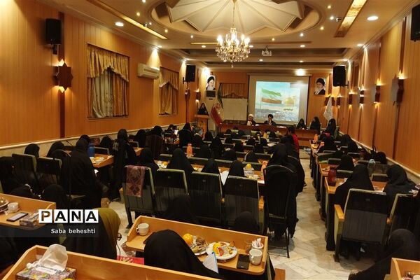 اعتکاف جهاد تبیین با حضور فرهنگیان خراسان‌رضوی