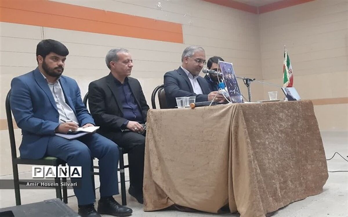 تشکل‌های دانش‌آموزی مسائل آموزشی و پرورشی را رصد کنند و به مسئولین انتقال دهند