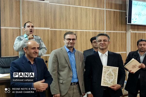 تقدیر از دانش‌آموزان برتر و برگزیده استثنایی قزوین