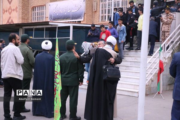 اعزام نخستین گروه از دانش‌آموزان قم به اردوی راهیان نور