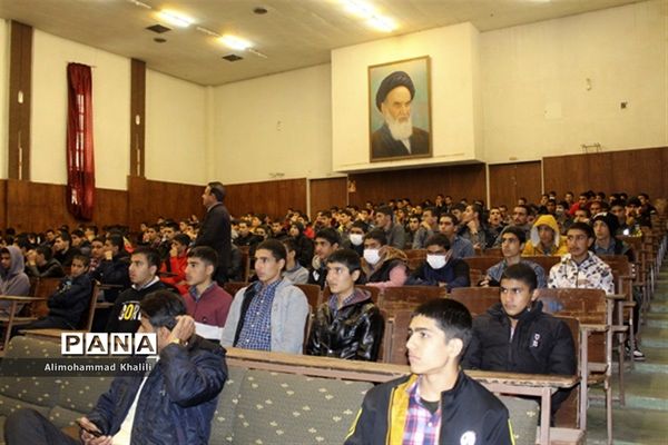 برگزاری اردوی راهیان پیشرفت ویژه دانش‌آموزان عشایر استان فارس