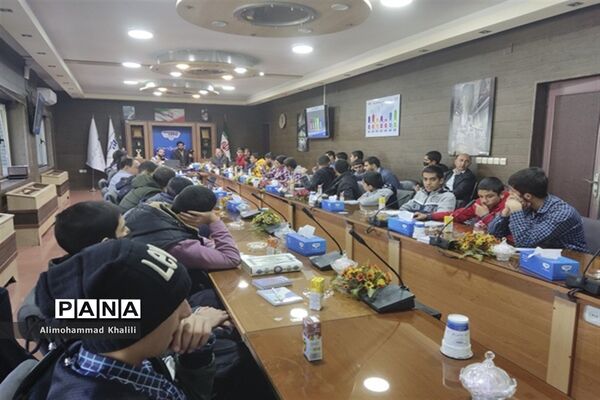 برگزاری اردوی راهیان پیشرفت ویژه دانش‌آموزان عشایر استان فارس