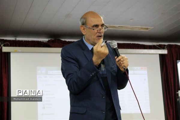 کارگاه توانمندسازی مربیان و معاونان پرورشی ناحیه دو ساری