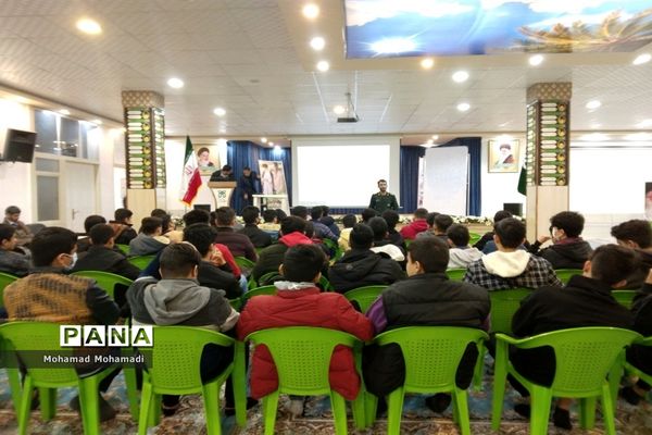 اردوی مرحله اول درس آمادگی دفاعی در دبیرستان متوسطه دوم امام حسین (ع) کاشمر