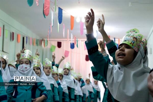 اجرای مراسم جشن قرآن در مدارس آباده