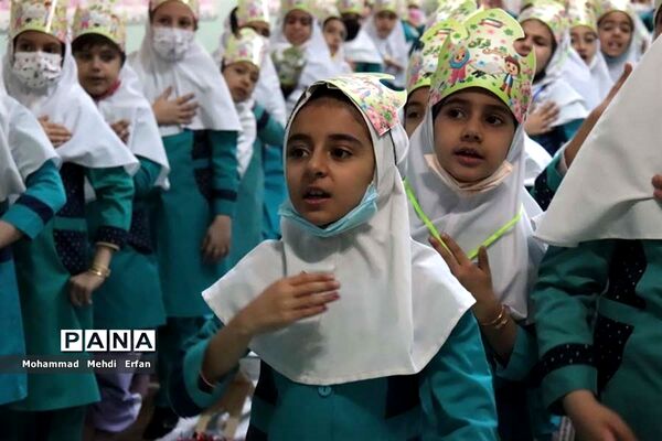 اجرای مراسم جشن قرآن در مدارس آباده