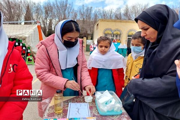 برگزاری نمایشگاه هفته پژوهش در آباده