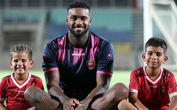 پشت پرده تصمیم غیرمنتظره ستاره پرسپولیس؛ دلیل رفتن لوکادیا چیست