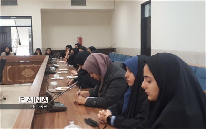‌نقش شوراهای دانش‌آموزی در مدارس باید پررنگ و با اهمیت جلوه داده شود