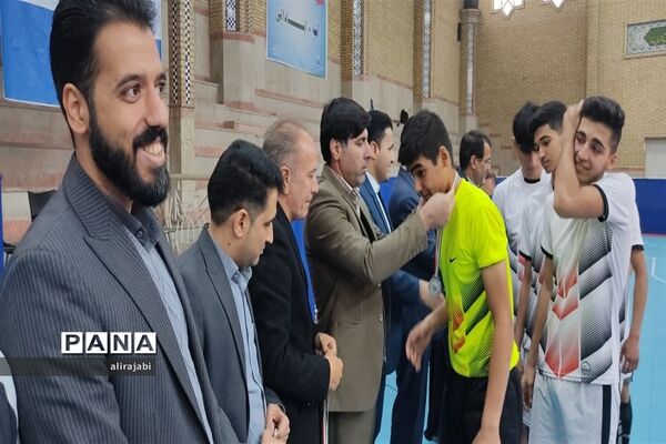 فینال مسابقات فوتسال دانش‌آموزان دوره دوم متوسطه شهرستان‌های استان تهران