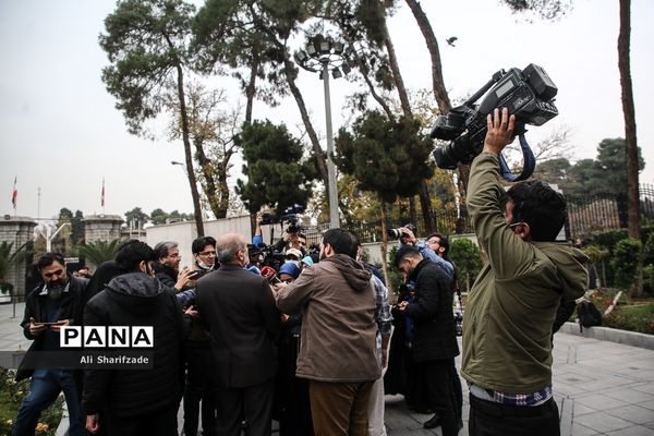 حاشیه جلسه هیات دولت