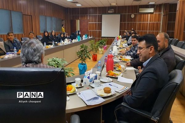 نشست هم‌اندیشی مدیران و کارشناسان کانون‌های فرهنگی تربیتی