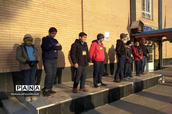 بازدید مدیر آموزش و پرورش خلیل‌آباد از اجرای طرح مدام در دبیرستان رئیس‌زاده