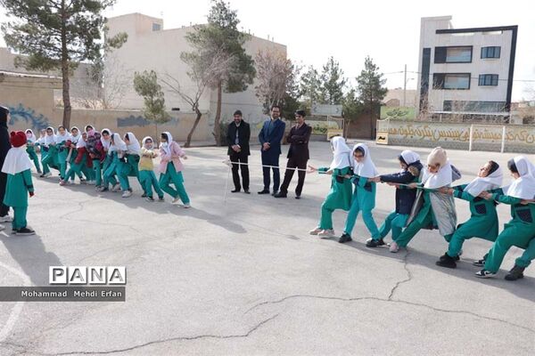 جنگ جوانه‌ها در مدارس شهرستان آباده