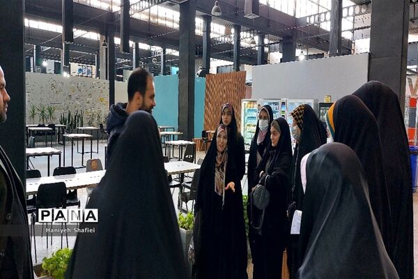 اردوی راهیان پیشرفت و بازدید دانش‌آموزان بسیجی از کارخانه نوآوری شیراز