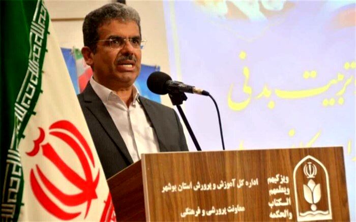 گفتمان انقلابی در مدارس‌ ترویج یابد