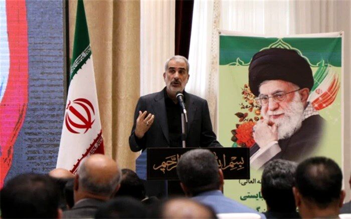 جذب و تربیت نیروی انسانی ، احیای امور تربیتی و تغییر محتوا برنامه‌های درسی، راهبردهای جدید وزارت آموزش و پرورش است