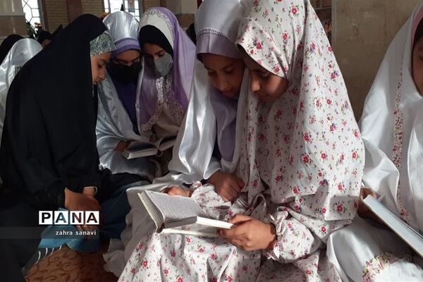 برگزاری محفل انس با قرآن