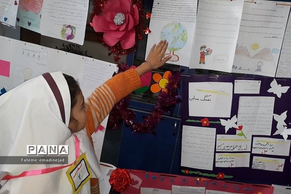 برگزاری جلسه پژوهشی آموزگاران دبستان حضرت زهرا(س)۲ رودهن