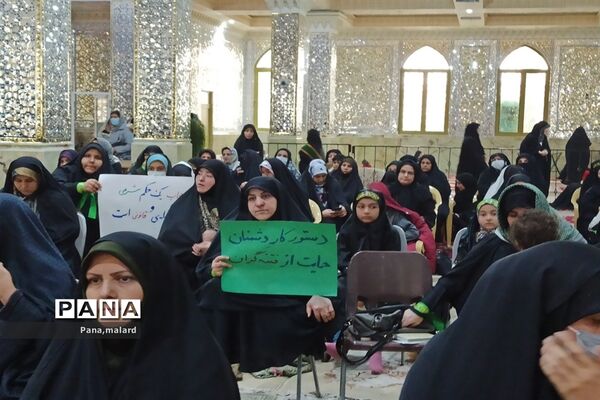 اجتماع بزرگ بانوان و دختران در صفادشت