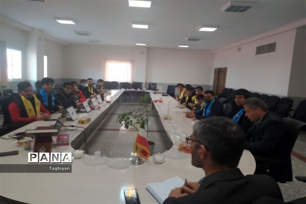 نشست مدیر سازمان دانش‌آموزی استان اصفهان با اعضای مجلس دانش آموزی و خبرگزاری پانای شهرستان گلپایگان