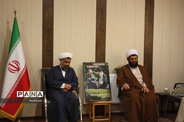 جلسه کمیته فرهنگی در دفتر امام جمعه بخش جوادآباد