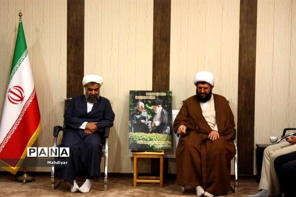 جلسه کمیته فرهنگی در دفتر امام جمعه بخش جوادآباد