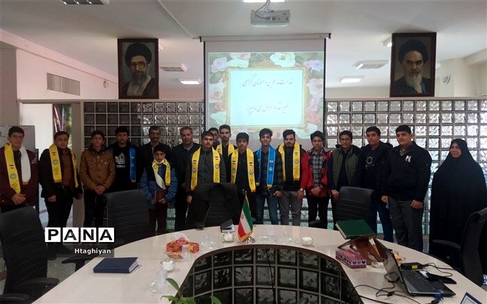 دیدار مدیر سازمان دانش‌آموزی استان اصفهان با اعضای مجلس دانش‌آموزی شهرستان گلپایگان/فیلم