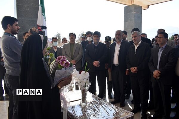 بازدید نایب رئیس مجلس شورای اسلامی از اجرای پروژه های شهرستان بهاباد
